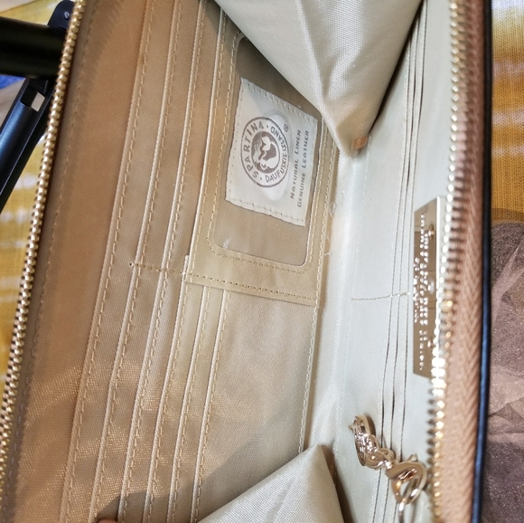 Spartina 449 Paisley Print Crossbody Wallet With Adjustable and Removeable Strap - Picture 3 of 6